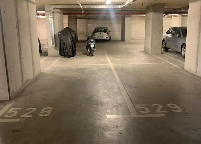 Old Town Rooftop With Huge Terrace & Parking Appartamento *